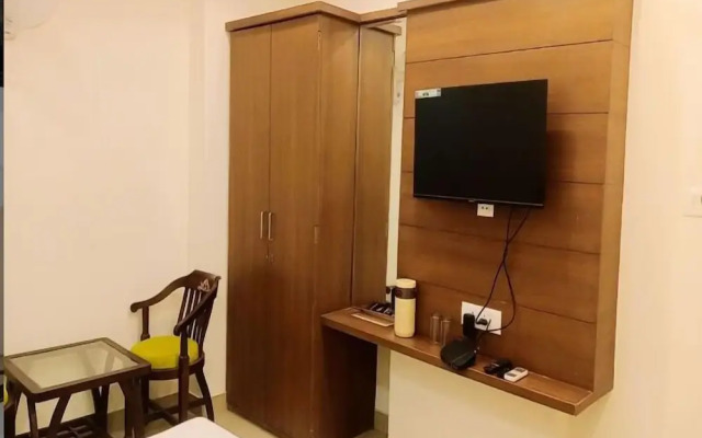 Sakshi inn gwalior