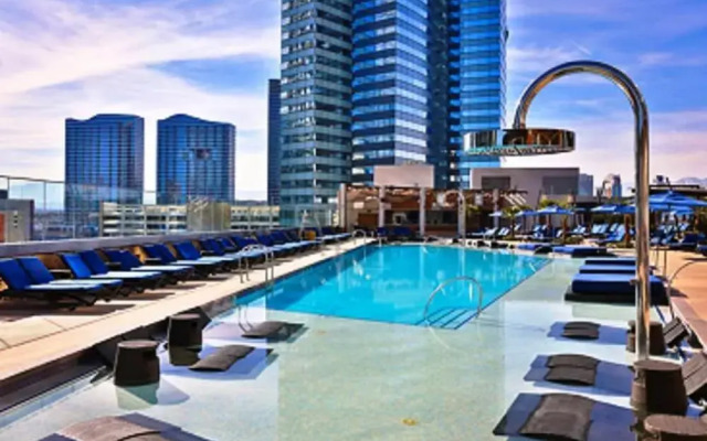 GetAways at Jockey Club