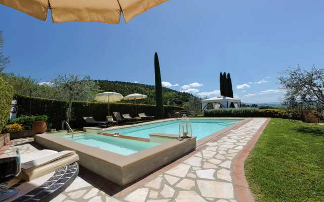 Villa Sassina by Mmega