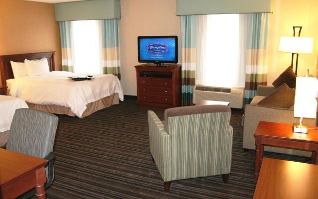 Hampton Inn & Suites by Hilton Toronto Airport