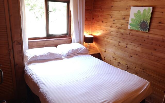 Hunters Moon Lodges