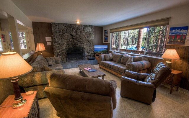 Foothill Folly by Lake Tahoe Accommodations