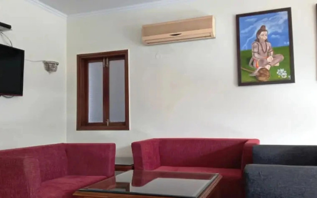 Hotel Ganga Azure