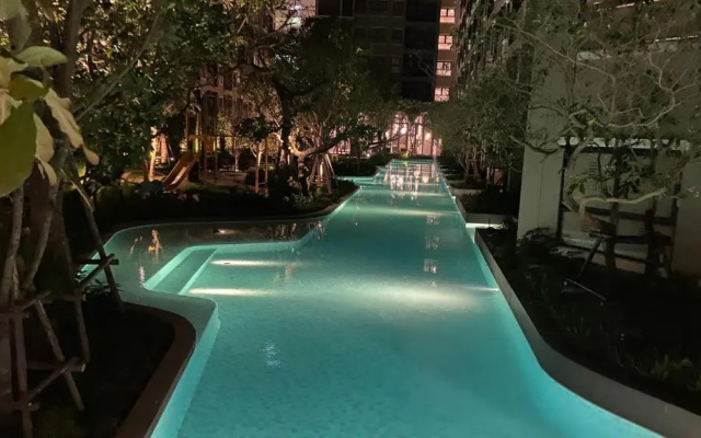 La Casita pool access condo HuaHin