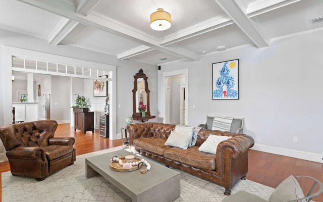 Sunset Bungalow With Hot Tub - 6ppl