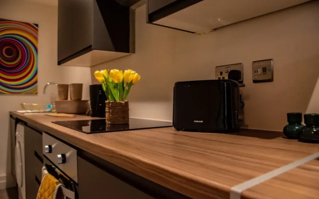 BV Lush Apartment At Conditioning House Bradford