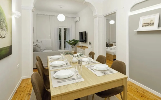 Trentatre, Nilie Hospitality MGMT