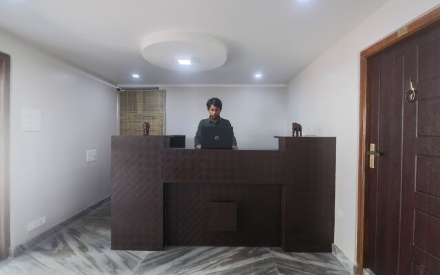 OYO 19292 55 Pillars House