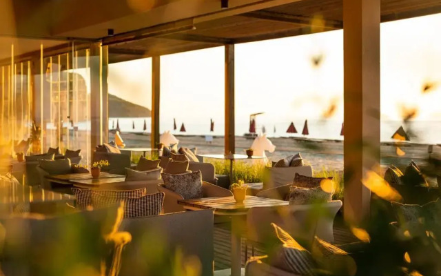 Vaya Beach Resort	