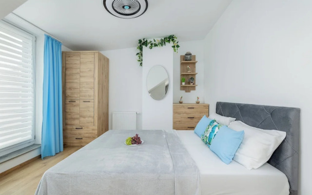 Two-level Apartment by Renters Prestige