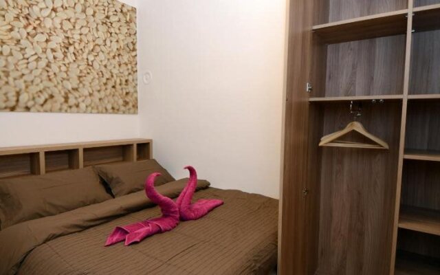 Ginger Rooms