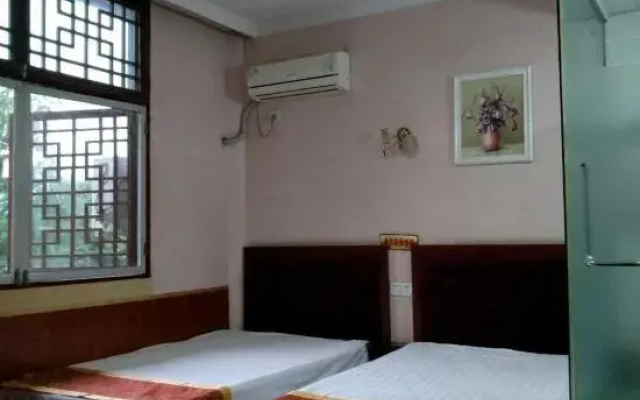 Yijiang Hostel