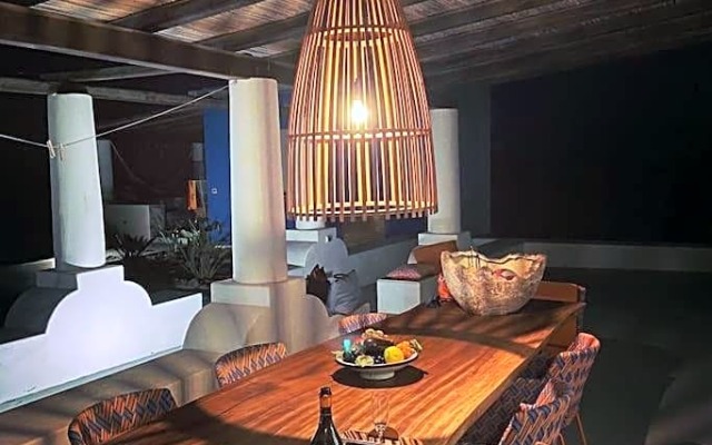 Ravissante maison bleue - Villa Azzura B&B