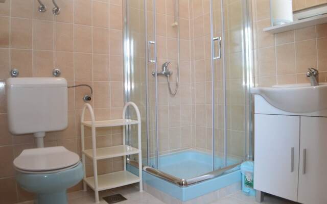 Lovely 1-bedroom Apartment Venilia Rudin