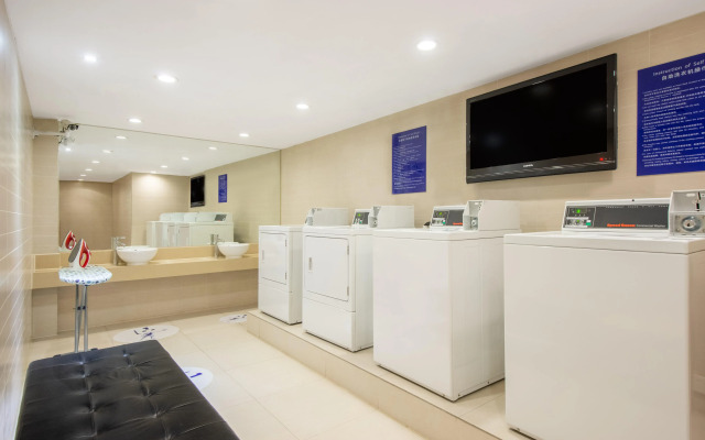 Holiday Inn Express Changzhou Center by IHG