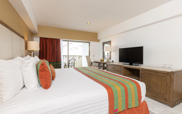 Tesoro Ixtapa All Inclusive