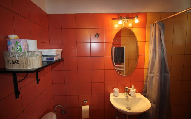 Pikinas Studios near ATH airport