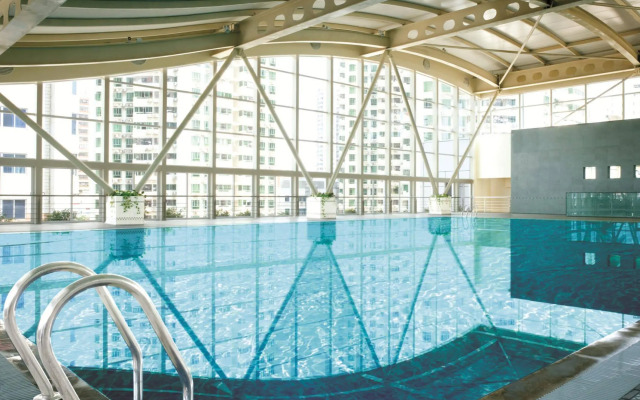 Pavilion Century Tower Hotel