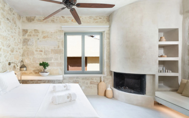 Inotropes Boutique Suites