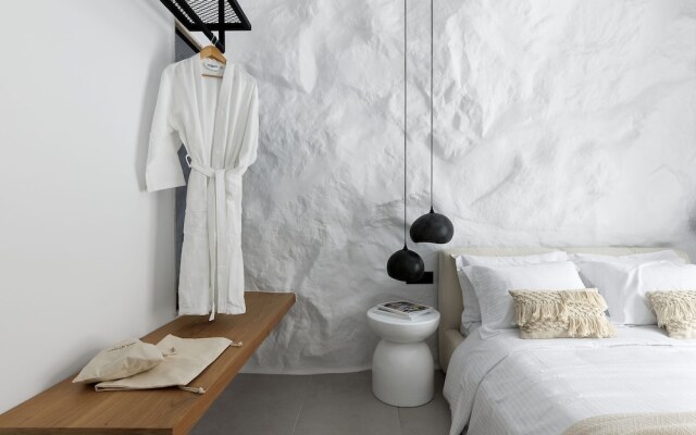 WhiteArt Suites
