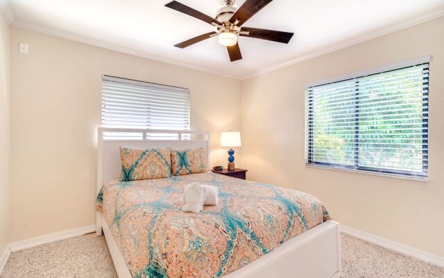 Seaside Sonata by Vtrips