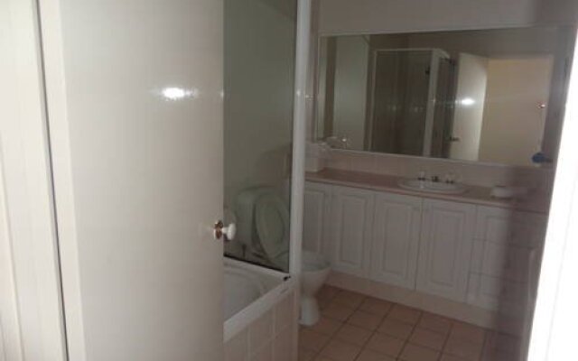 Regent Court Holiday Apartments