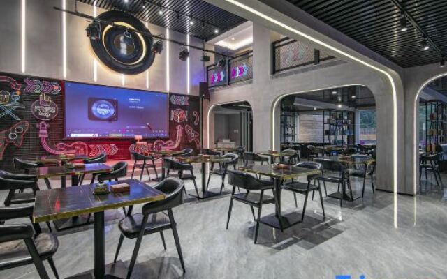Yuntuji Hotel (Yongding Tulou Branch)