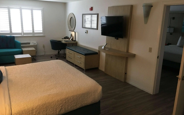 Best Western Plus Capitola By-the-sea Inn & Suites