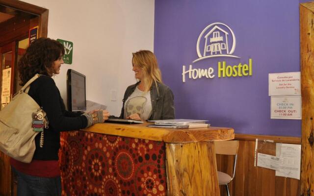 Hopa Home Patagonia Hostel & Bar