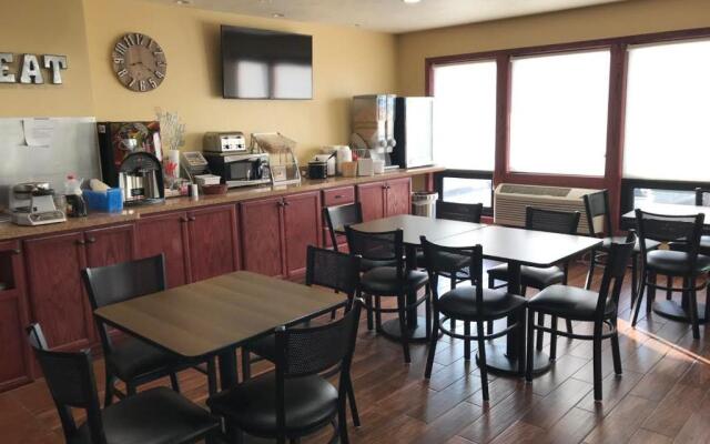 Heartland Hotel and Suites