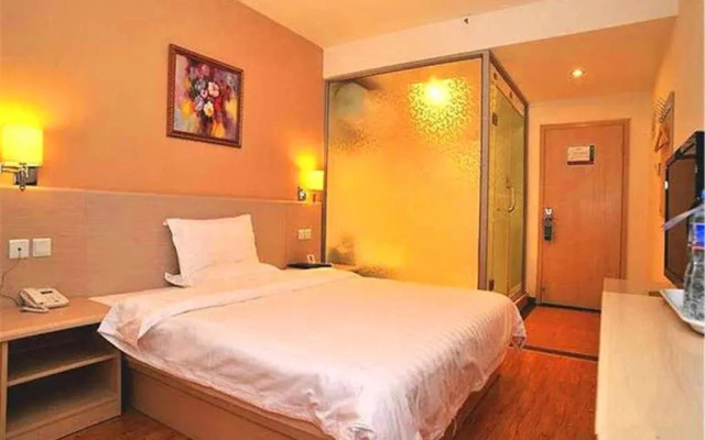 July Sky Business Hotel