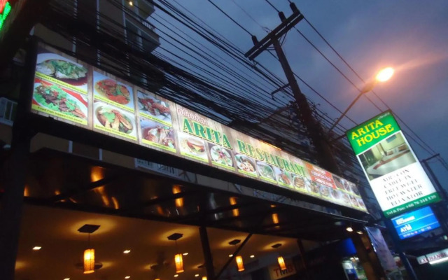 Arita House