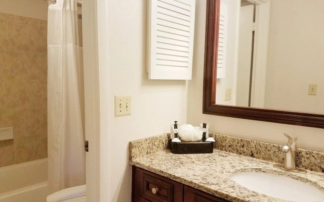 Parc Corniche Condominium Suite Hotel