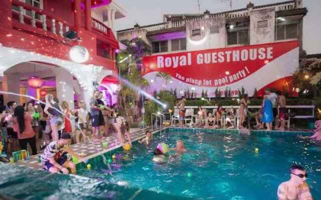 Royal Night Bazaar Hotel