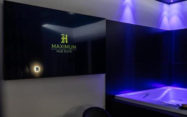 Maximum Hub Suite&Spa