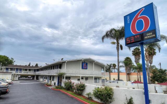 Motel 6 El Monte, CA - Los Angeles