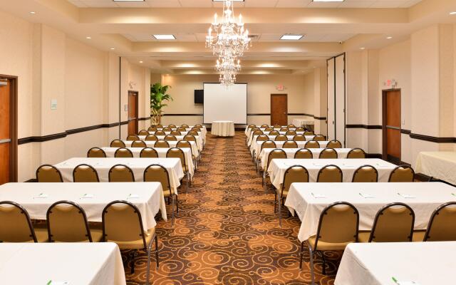 Holiday Inn Montgomery Airport South by IHG