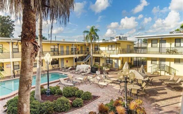 Royal Orleans 103 - Studio Condo