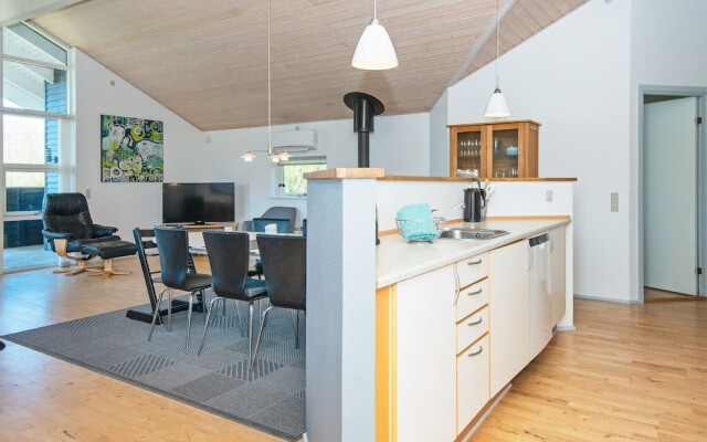 8 Person Holiday Home in Hemmet