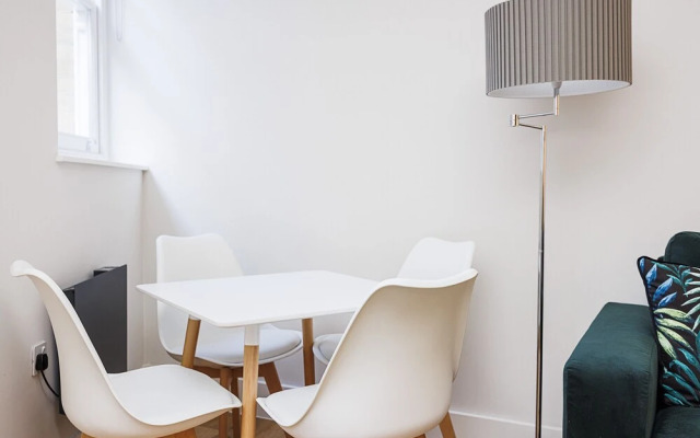 Luxurious Apartments in LONDON, SK