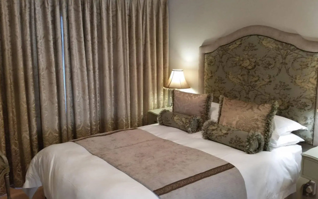 Royal Ridge Guest House