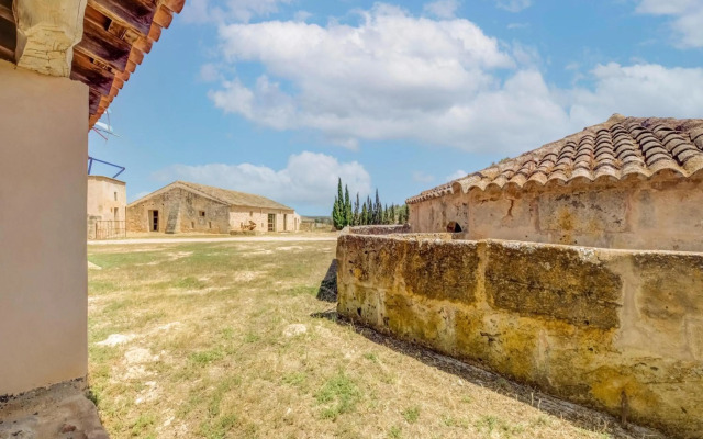 Possessio Sa Barrala Gallinero