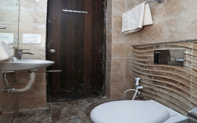 OYO 13555 Corporate serviced apartments Hotel