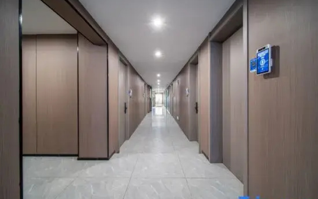 Qingyuan Apartment (Hefei South Station Gong Street)