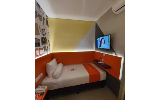 Front One Cabin Slamet Riyadi Solo