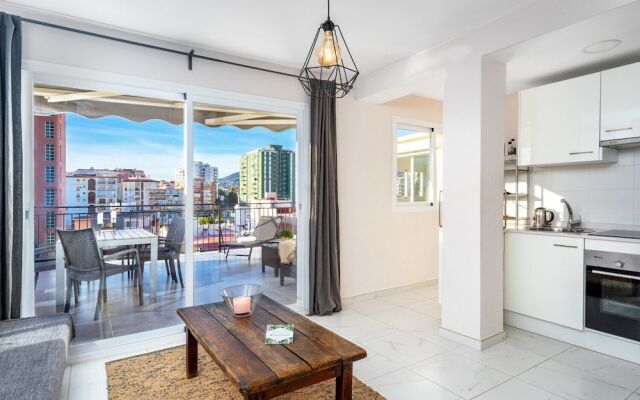 Beachside Penthouse in Los Boliches Ref 126