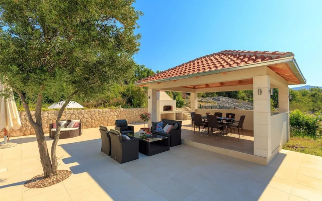 Hedera Estate, Villa Hedera VII