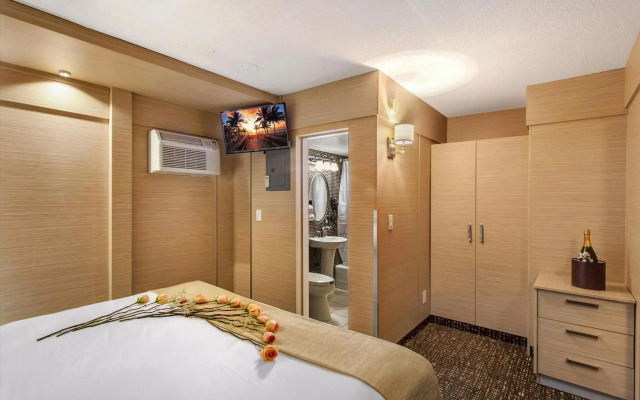 Ocean Beach Palace Hotel and Suites
