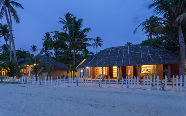 Azure Tides Marari