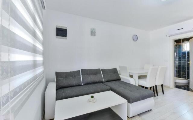 Apartments Lučica